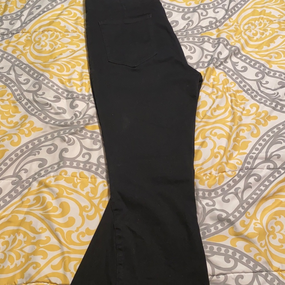 L&B Boyfriend Fit Bells—Black. Brand new with tags
